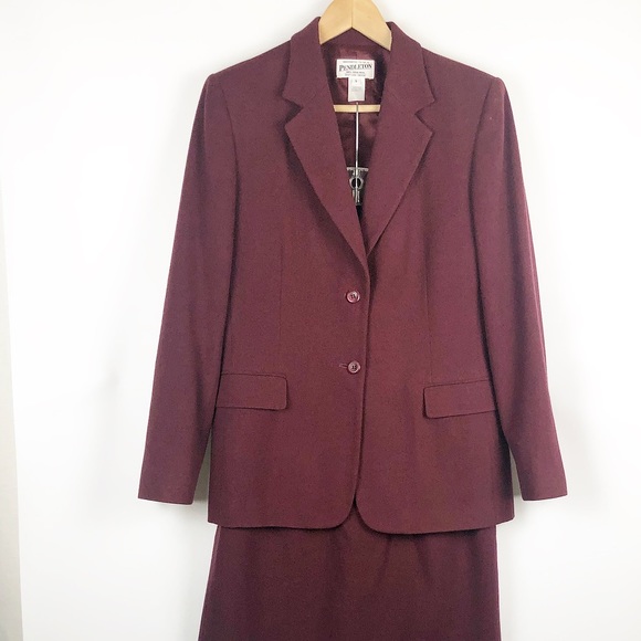 Vintage Other - Pendleton Suit Wool Maroon size 6 vintage